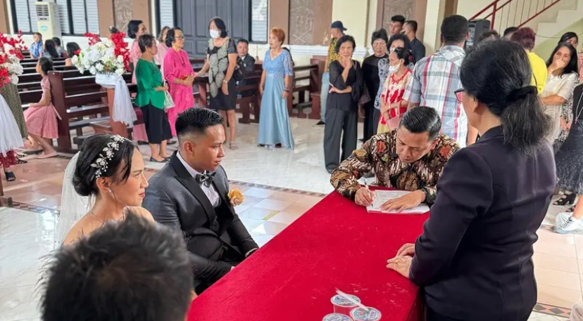Bharada E Resmi Menikah di Gereja Katolik Raja Damai Manado