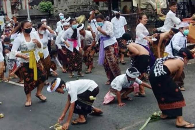 Melestarikan Tradisi Maperang Gandu: Warisan Leluhur Kabupaten Badung