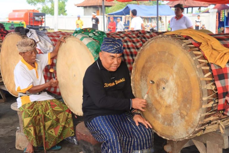 Kendang Mebarung Jembrana