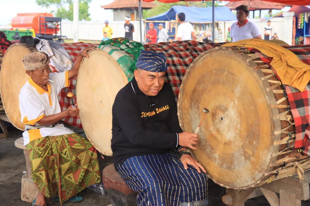 Kendang Mebarung Jembrana