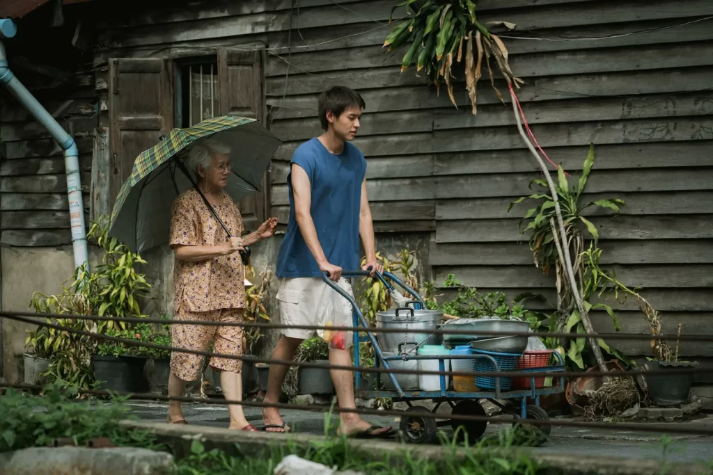 Sinopsis dan Fakta Unik Film “How to Make Millions Before Grandma Dies”